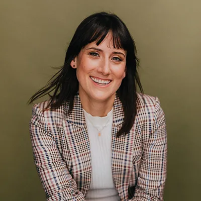 Dr.Martha Cline
